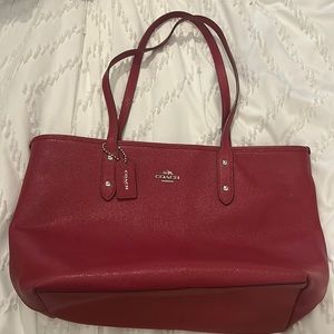 Coach Tote Bag - Ruby Red